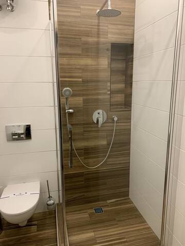 Фото номера Двухместный номер Делюкс с 1 кроватью и душем Отель Premium Hotel г. Славянск 7